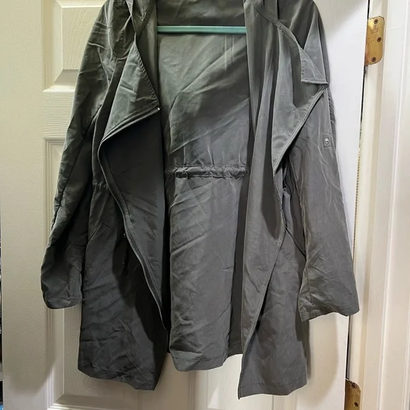 Olive jacket - Picture 3 of 5